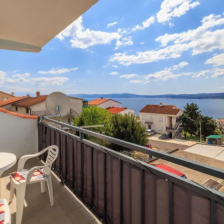 Komfortables Mit Meerblick, Klima, Wifi Und Waschmaschine Crikvenica