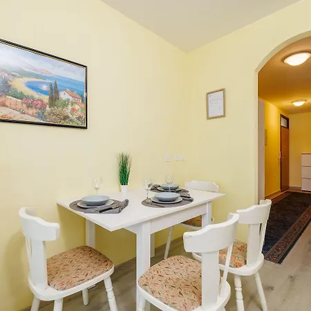 Komfortables Mit Meerblick, Klima, Wifi Und Waschmaschine Apartmán